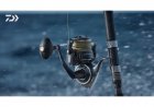Daiwa Saltiga 8000 - H (Ratio 5.6:1 - Retr.110cm) 043178443903