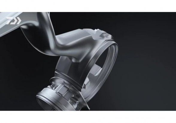 Daiwa Saltiga 8000 - H (Ratio 5.6:1 - Retr.110cm) 043178443903